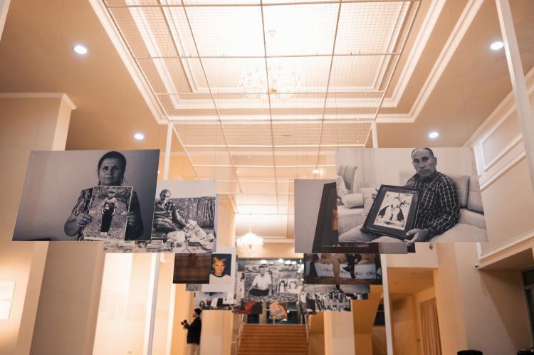 ‘Longing eyes’ exhibition 5
