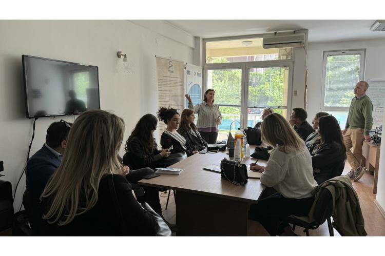 Academy - Dealing with the Past Journalism and Conflict Sensitive Reporting 2