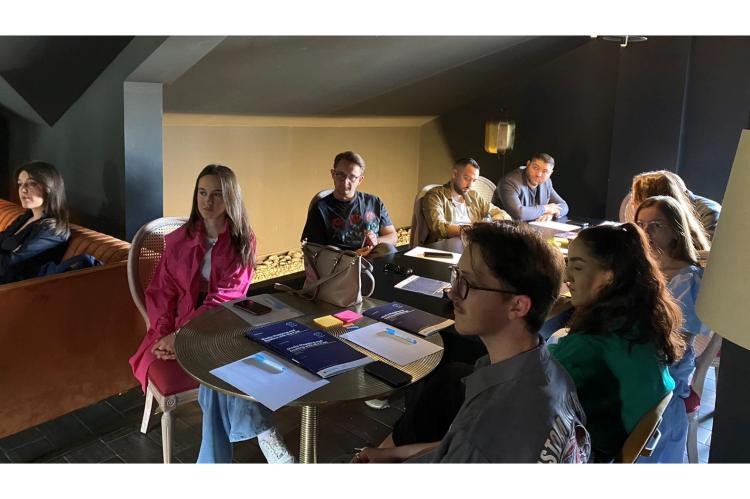 Academy - Dealing with the Past Journalism and Conflict Sensitive Reporting 5