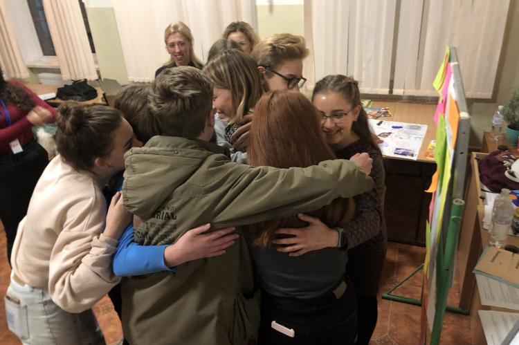 Students during a Peaceful School model training, Ukraine