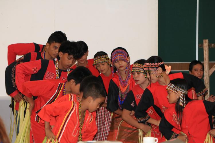 Cultural performance of Manobo youth from Esperanza