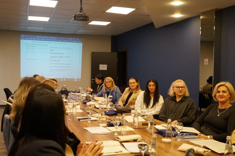 Workshop on „Women and Gender Manual” in Gjilan 3