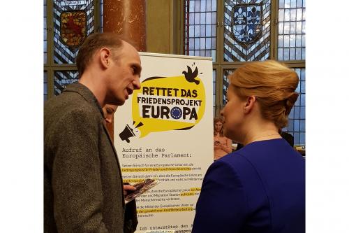 Oliver Knabe im Gespr&auml;ch mit Bundesministerin Giffey