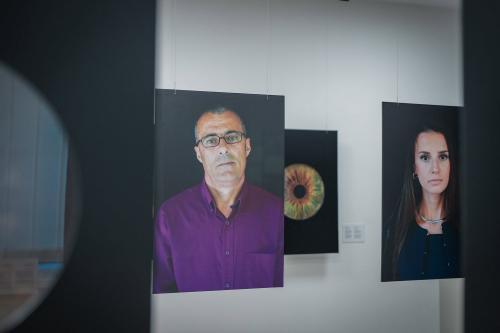 Eye to Eye - What Happens When a Society Looks 16