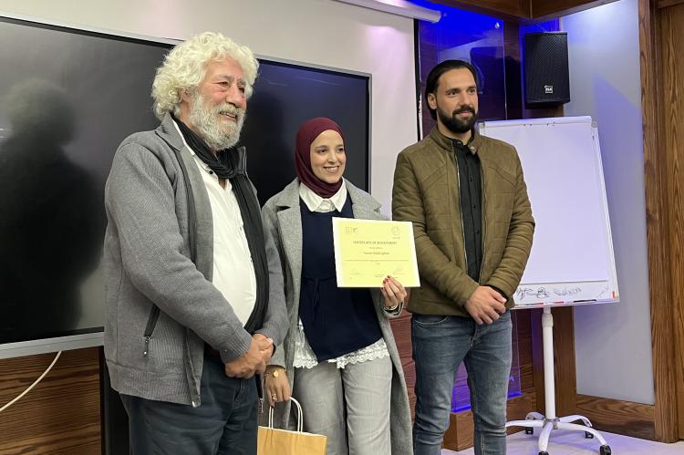 Dooz founder Abed Othman at a certificate presentation ceremony