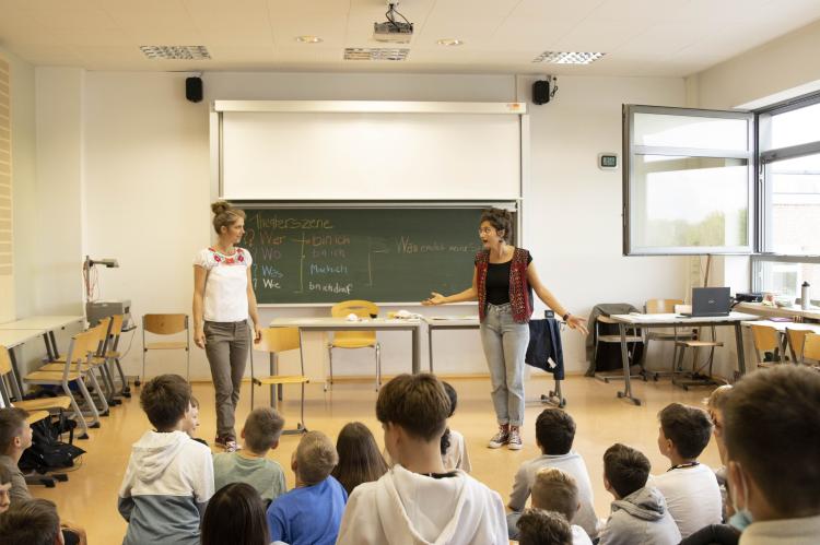 Frieden lernen von Kleinauf; Schulische Bildung