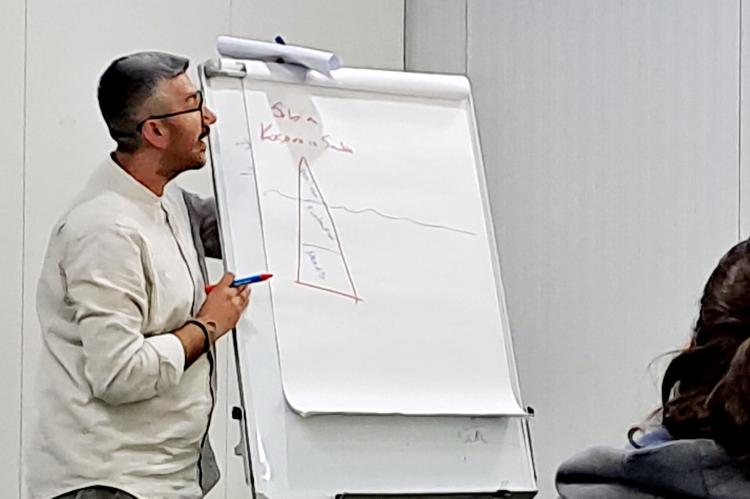 Im Workshop des forumZFD geht es um Konfliktbearbeitung.