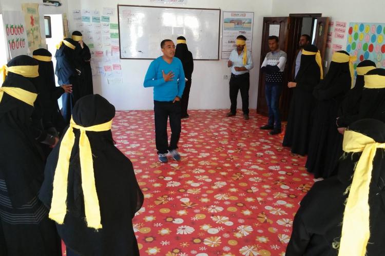Workshop an einer Schule, geleitet von Faiz Al Senwi