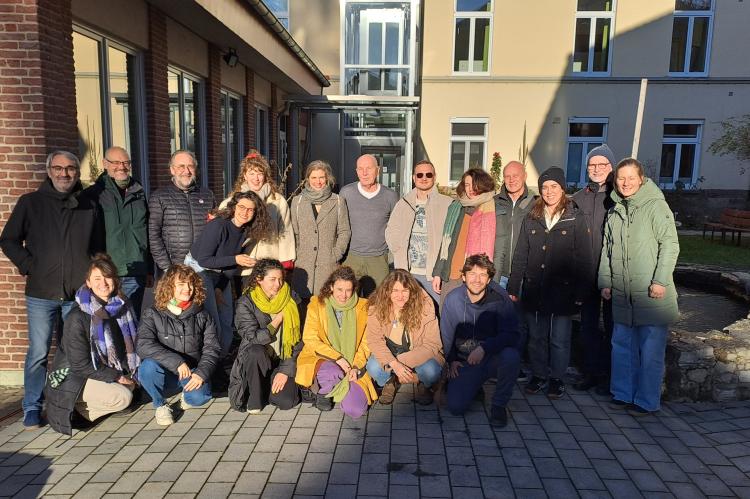 Teilnehmende der Multiwerkstatt im November 2025