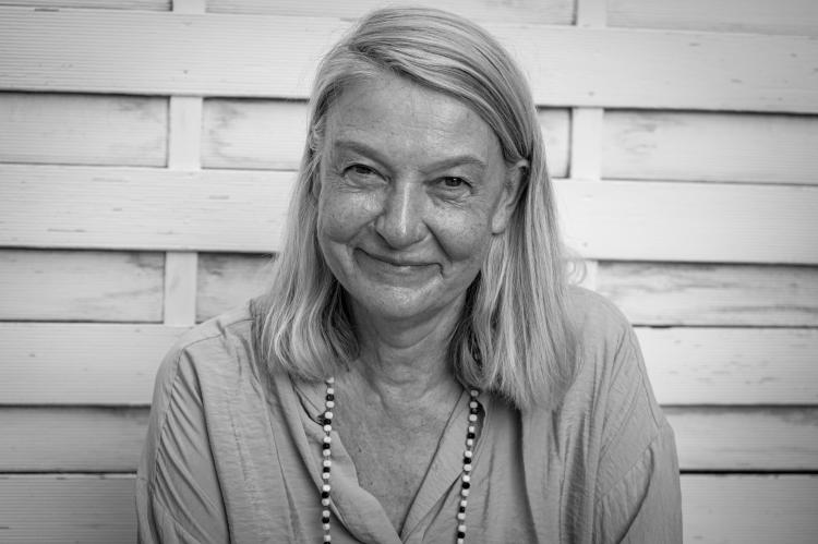 Portrait der Aktivistin Vesna Terselic