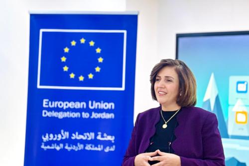 Dr. Abeer Dababneh facilitating legal awareness sessions
