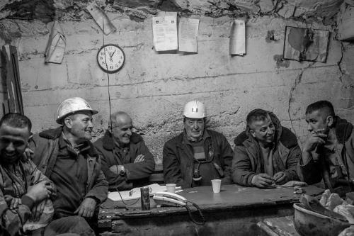 Working in the mines, resisting oppression - Trep&ccedil;a 1989 2