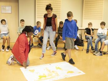 Frieden lernen von Kleinauf; Schulische Bildung