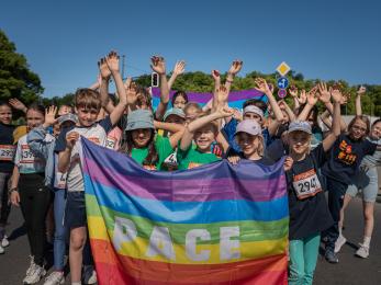 Kinder beim Friedenslauf