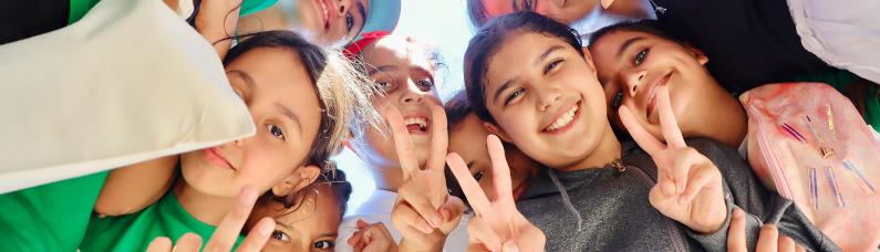Kinder beim Peace Marathon Jordanien, organisiert von Pro Peace