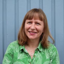 Dr. Máiréad Collins