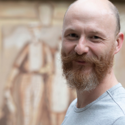 Dmytro Kovbasiuk von der NGO Zatsikavleni