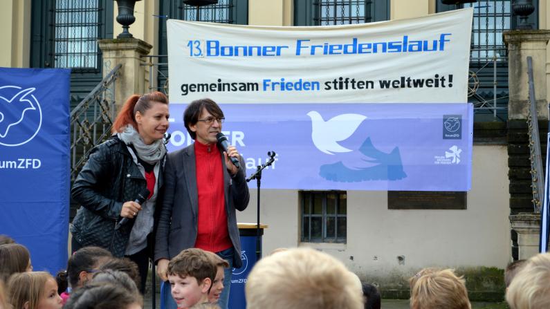 Heike und Fug beim Bonner Friedenslauf 2017