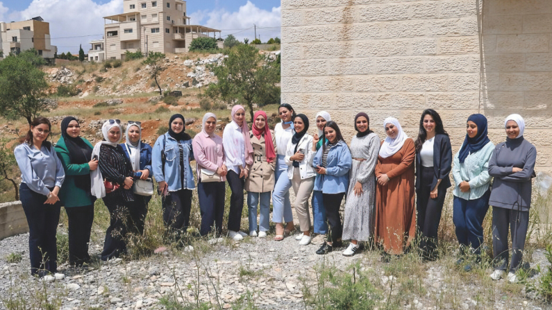 Westbank: Frauengruppe im Projekt Jami&rsquo;at Banaat