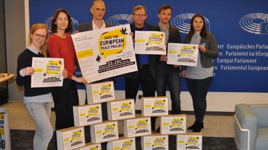 &Uuml;bergabe Unterschriften EP_19.11.19
