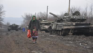 Ukraine Frau Panzer