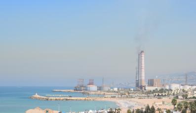 Industrie am Meer in Jounieh/Libanon
