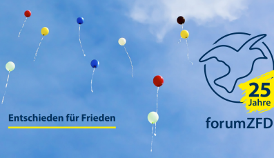 Broschüre 25 Jahre forumZFD