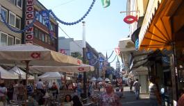 Eine Stra&szlig;enszene im Zentrum von Gelsenkirchen