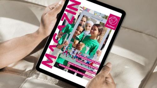 Magazin von Pro Peace auf einem Tablet
